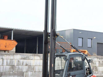 2016-linde-h30cng-02-1394343-44288592