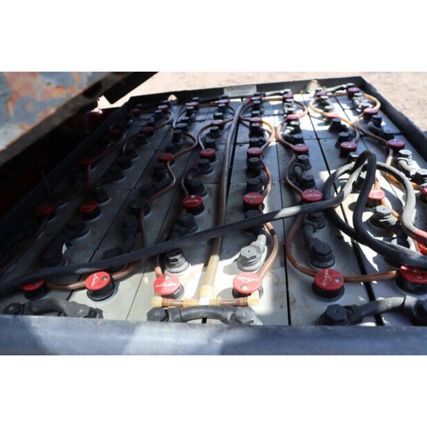 2017 ليندي E25L-01-44288670