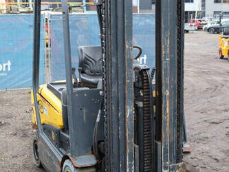 2009-om-carrelli-xe25-1394349-44288690