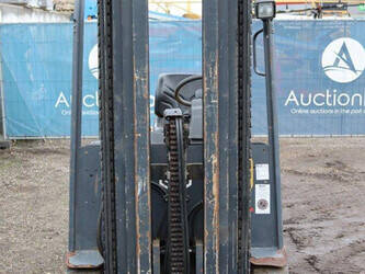 2009-om-carrelli-xe25-1394349-44288691