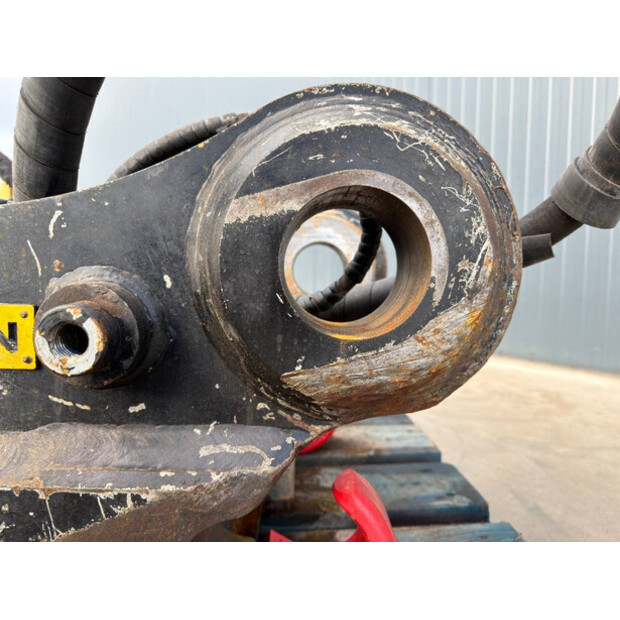 2020 OilQuick OQ80-44288718