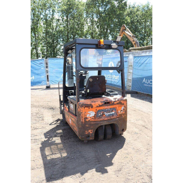 2011 Doosan B15T-5-44288762