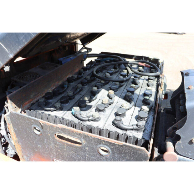 2011 Doosan B15T-5-44288776