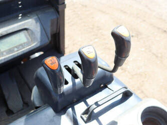 2011-doosan-b15t-5-1394352-44288780