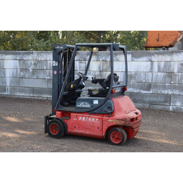 2005 ليندي E20P-02-44288784