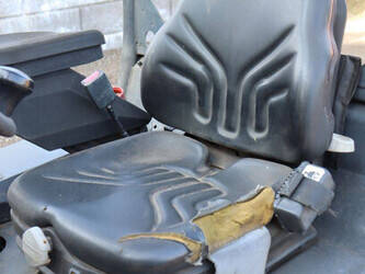 2005-linde-e20p-02-1394353-44288804