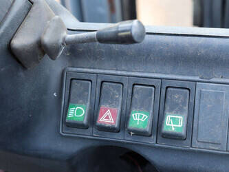 2005-linde-e20p-02-1394353-44288810