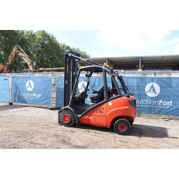 2011 Linde H30T-01-44289345