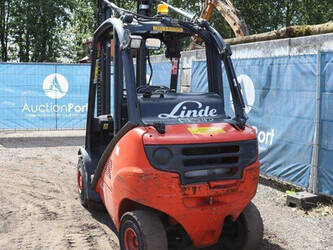 2011-linde-h30t-01-1394378-44289346