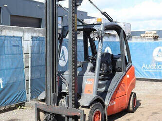 2011-linde-h30t-01-1394378-44289351