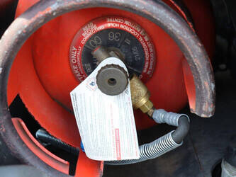 2011-linde-h30t-01-1394378-44289360