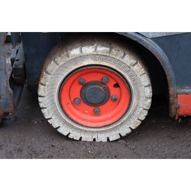 2017 ليندي E14-02-44289392