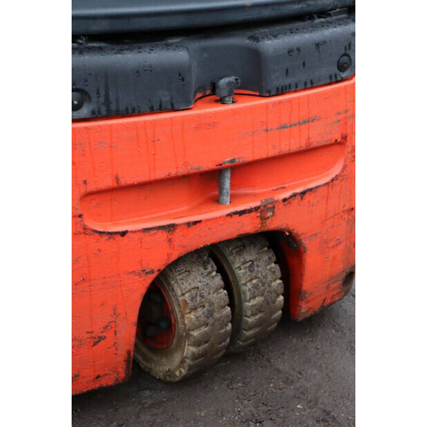 2017 ليندي E14-02-44289397