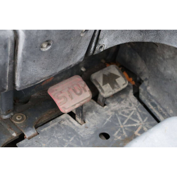 2017 ليندي E14-02-44289404