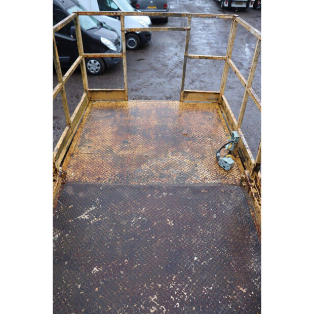 2000 GROVE SM4688 XT-44289483