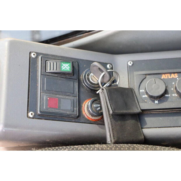 2016 Atlas 350MH-44289532