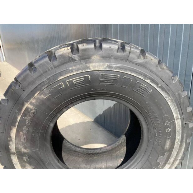 2025 Triangle 17.5R25-44289708