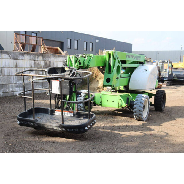 2010 NIFTY HR21DE-44289951