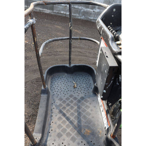 2010 NIFTY HR21DE-44289955