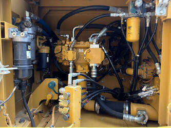 2016-caterpillar-320fl-va-44290021