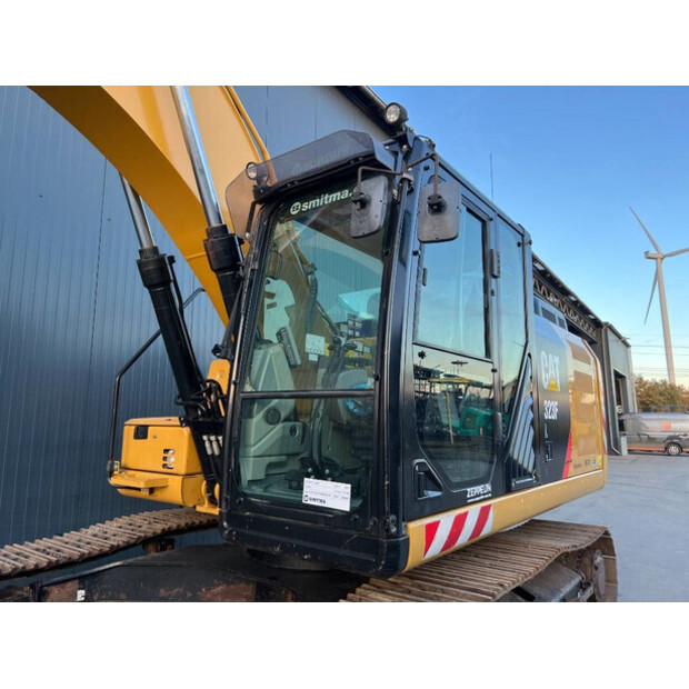 2016 Caterpillar 323F L-44290127