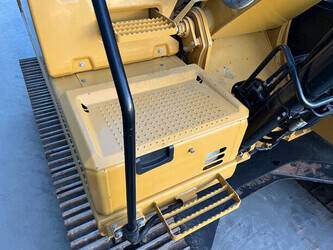 2016-caterpillar-323f-l-1394414-44290134