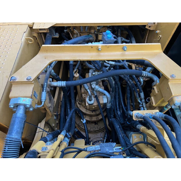 2016 Caterpillar 323F L-44290137