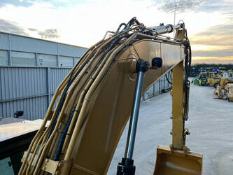 2016-caterpillar-323f-l-1394414-44290139