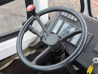 2008-mol-ym-180-4x2-1394415-44290190