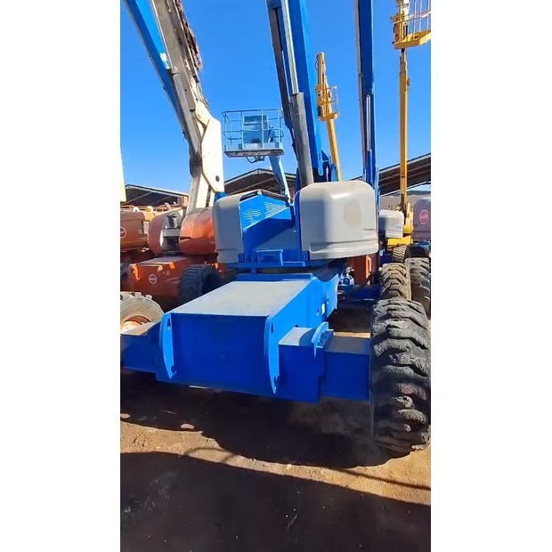 2007 Genie S-85-4WD-44290552