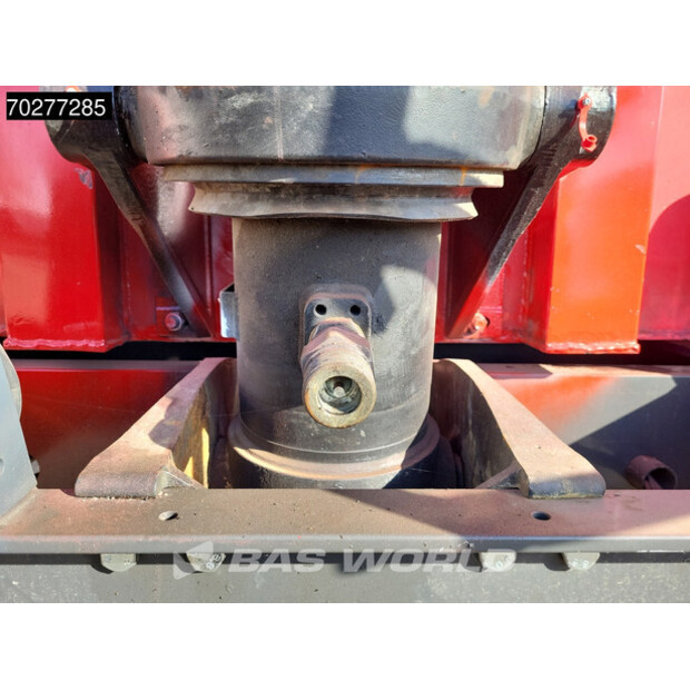 2018 ستاس S300CX-44290822