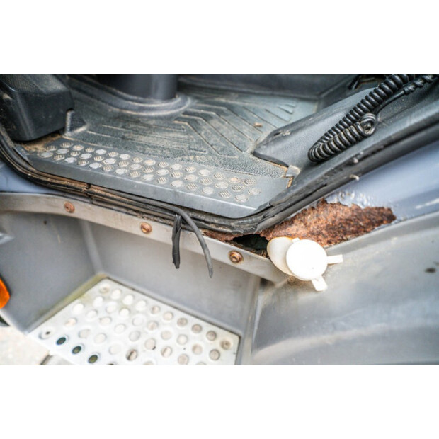 2005 Mercedes-Benz ATEGO 1218L-44291020