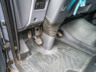 2005-mercedes-benz-atego-1218l-44291022