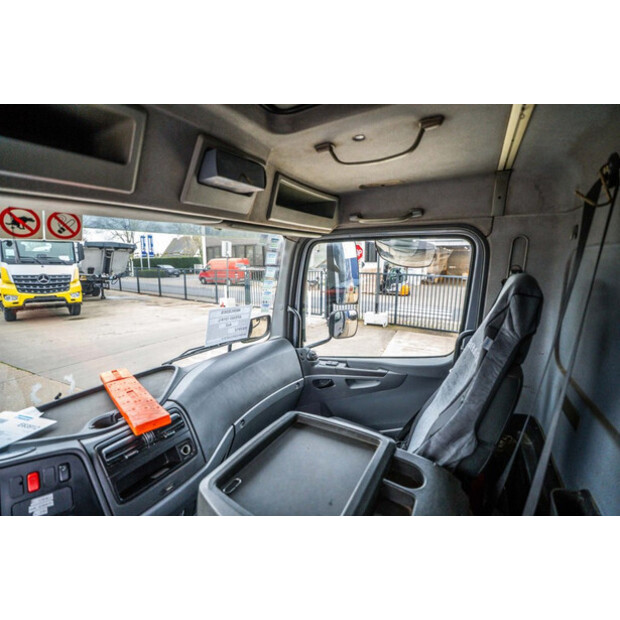 2005 Mercedes-Benz ATEGO 1218L-44291023