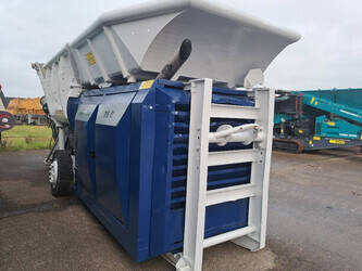 2015-lindner-urraco-75-d-44291148