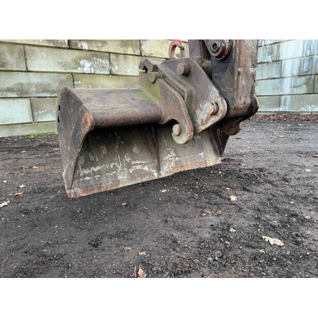 TAKEUCHI TB045-44291284