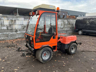 Image for TRACTORS 1997 Holder C 242