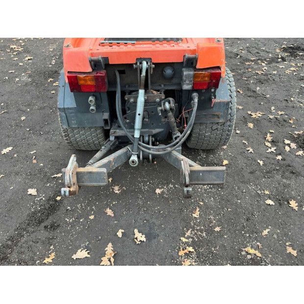 1997 هولدر C 242-44291328