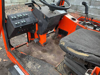 1997-holder-c-242-44291340