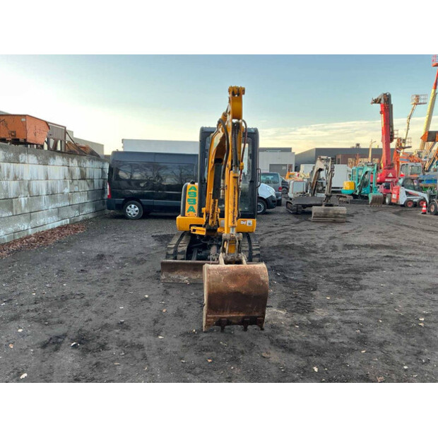 2005 JCB 803-44291571