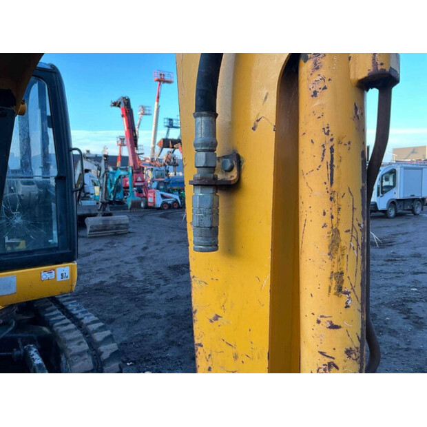 2005 JCB 803-44291576