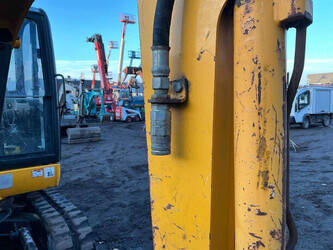 2005-jcb-803-44291576