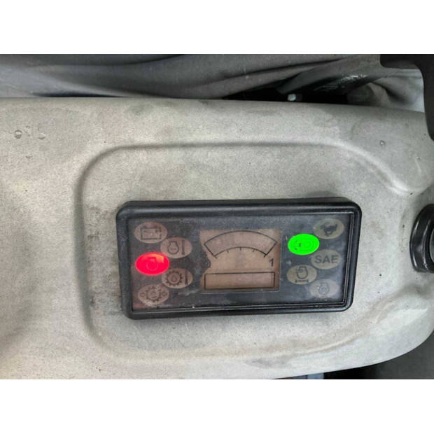 2005 JCB 803-44291586