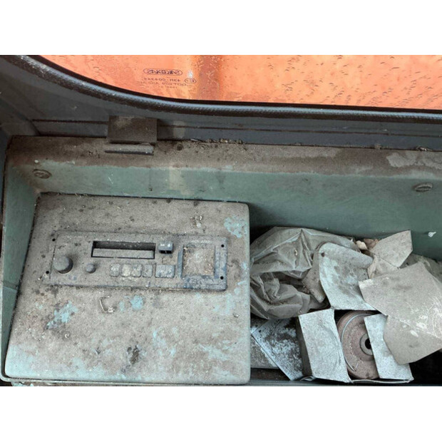 1999 اطلس 1504-44291596