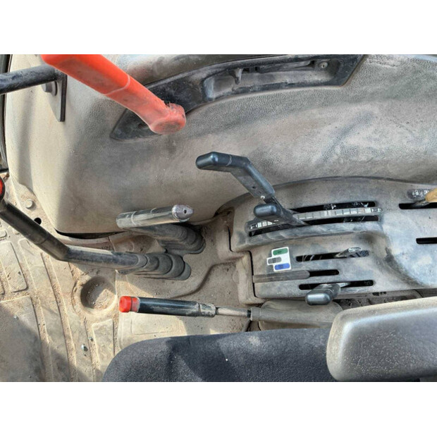 1996 New Holland L85DT-44291667