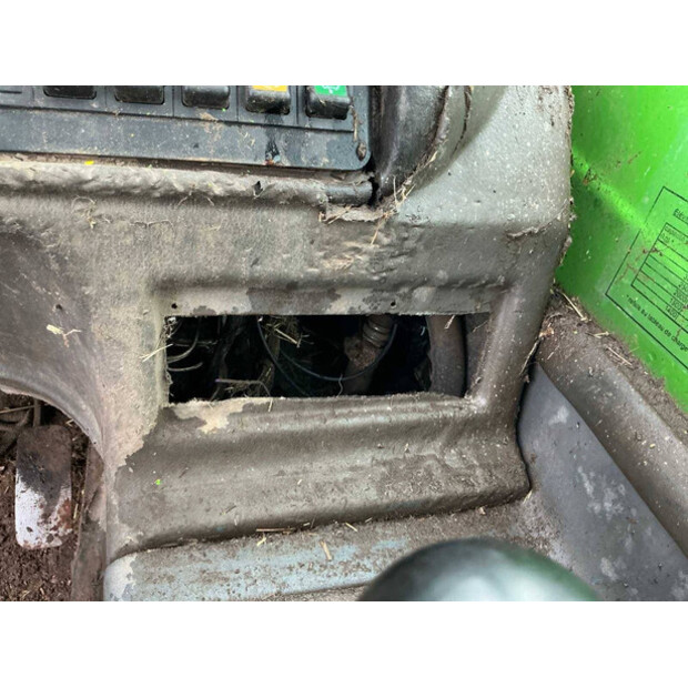 2000 ميرلو P33.7 EVT-44291780