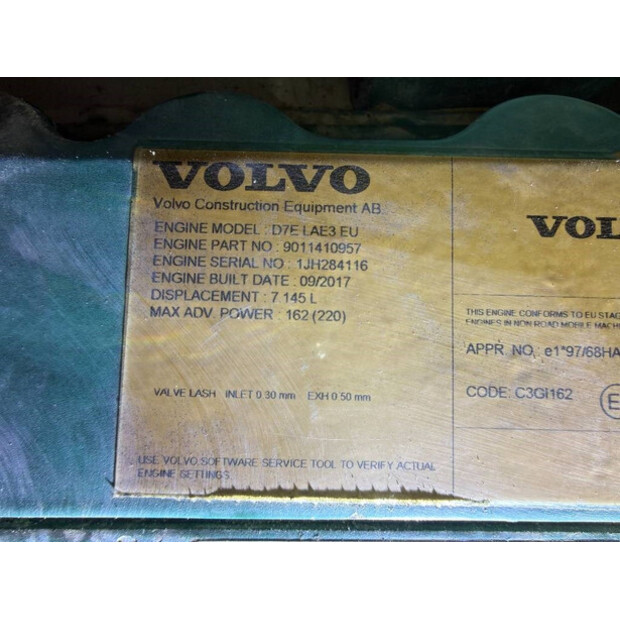 2011 فولفو L120F-44291828