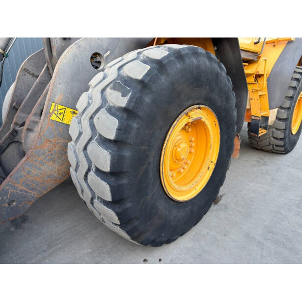 2011 فولفو L120F-44291864