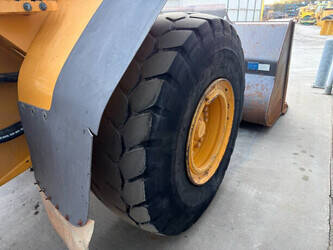 2011-volvo-l120f-1394451-44291874