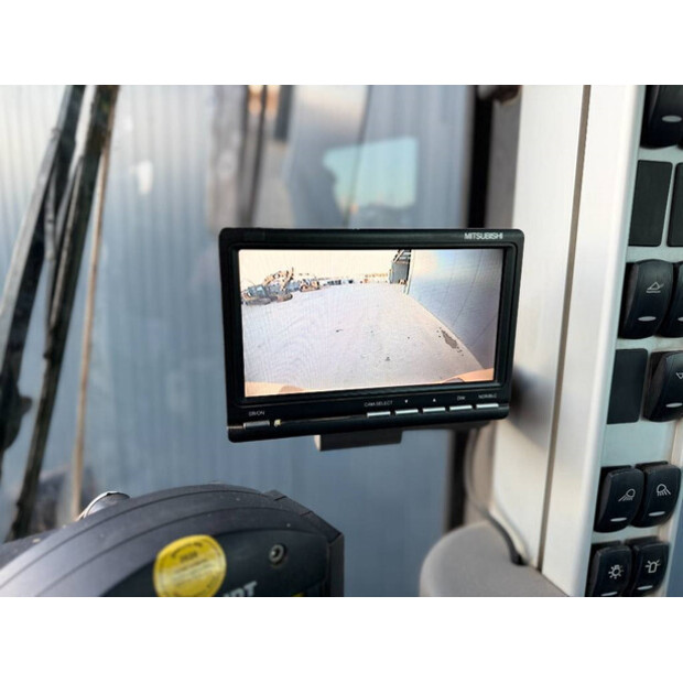 2011 فولفو L120F-44291883